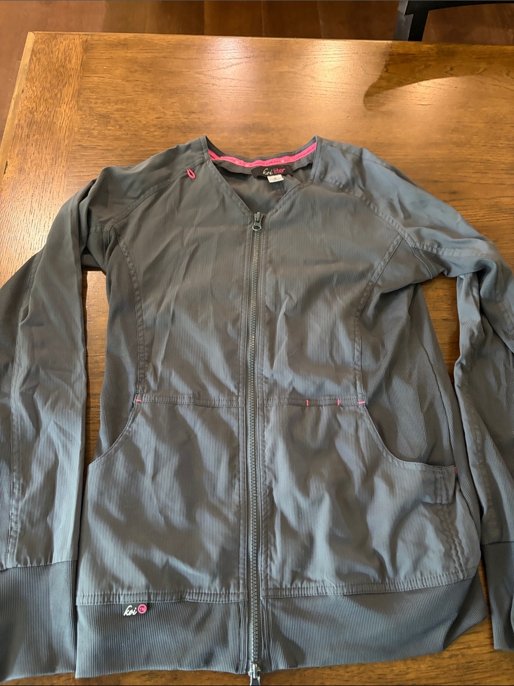 Koi Lite Heather Gray Zip-Front Scrub Jacket with Pink Trim Women’s S